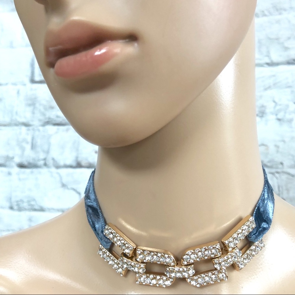 Tahari  Blue Velvet & Rhinestone Choker🌹 - Picture 2 of 8
